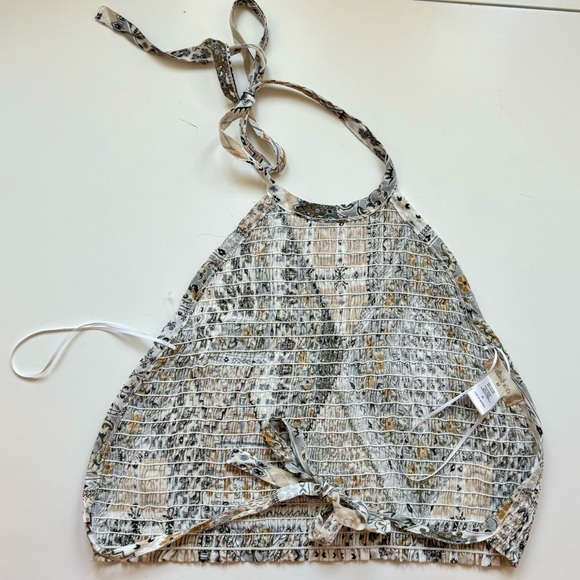 halter backless tie crop top - Picture 2 of 3